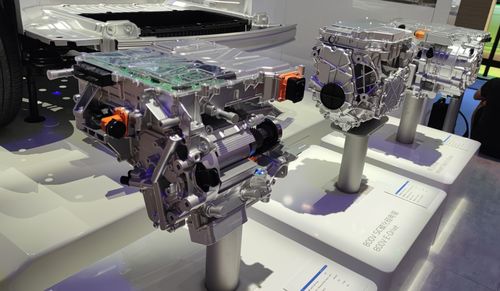 7月電機裝車量 比亞迪14.7萬臺 特斯拉5.6萬臺 匯川技術4.1萬臺